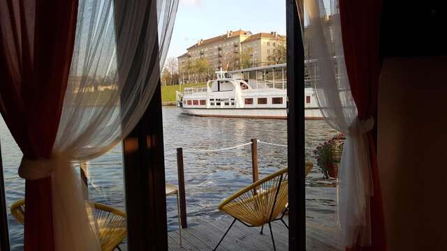Ботели Houseboat Вильнюс-19